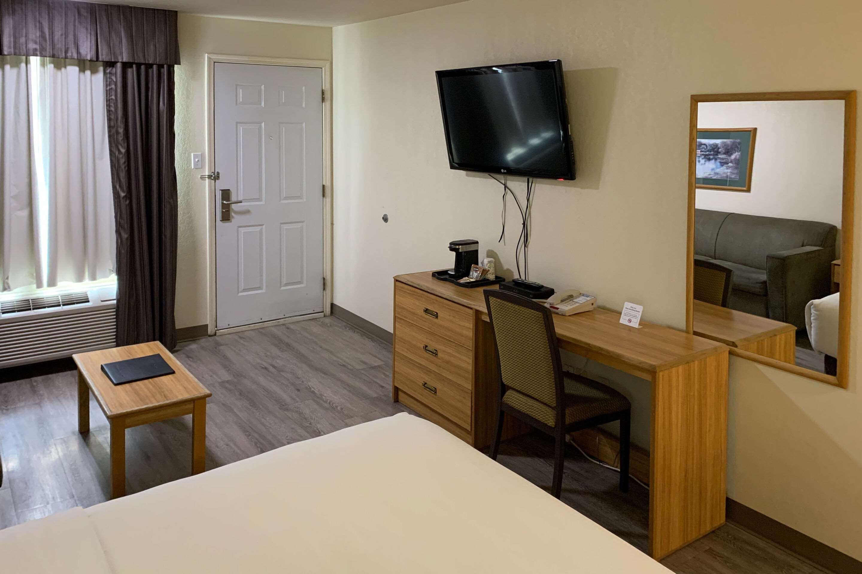 Comfort Inn & Suites Middletown - Franklin Екстериор снимка