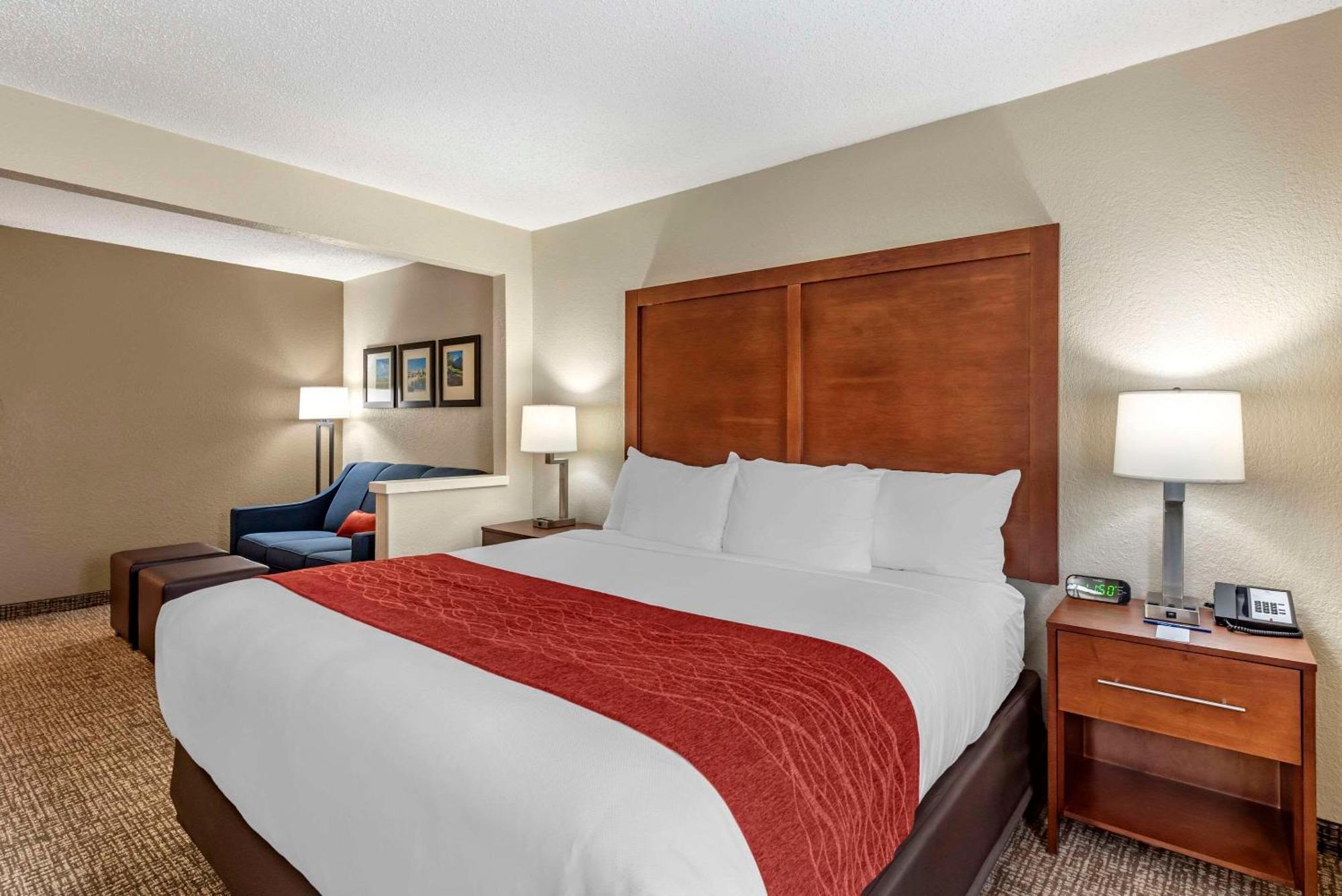 Comfort Inn & Suites Middletown - Franklin Екстериор снимка