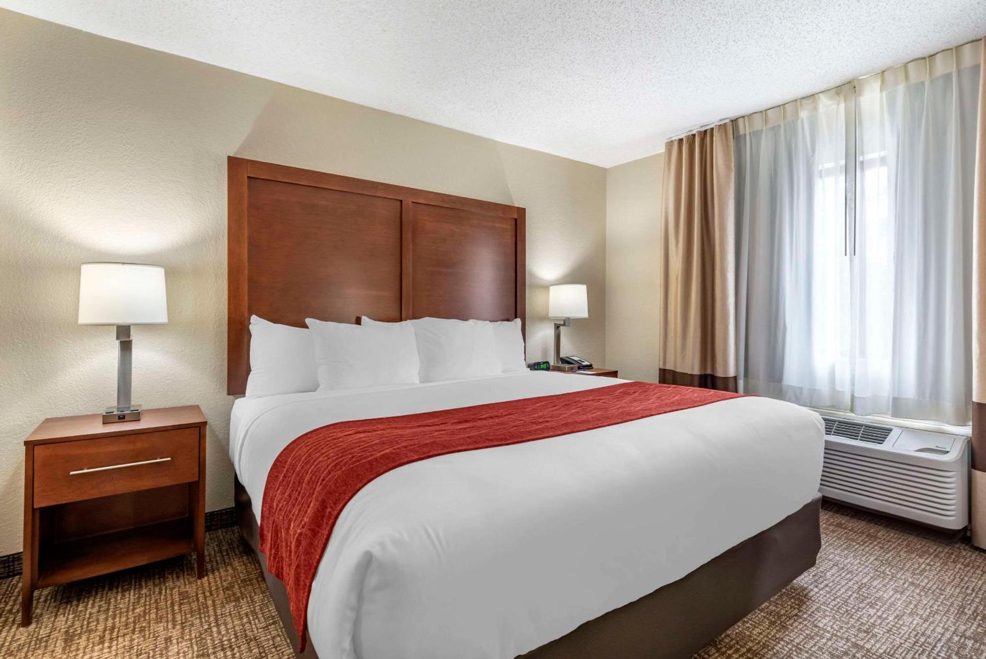 Comfort Inn & Suites Middletown - Franklin Екстериор снимка